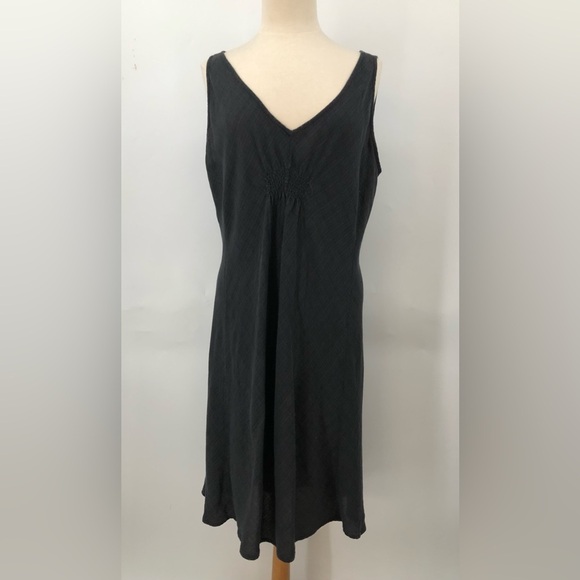 Eileen Fisher L Linen Dress V-Neck Sleeveless Basket Crepe Graphite Gray 0752 - Picture 1 of 14
